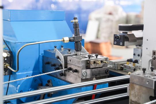 Μηχανή εισαγωγής σχοινιών σε χαρτοσακούλες PRY-450A 7